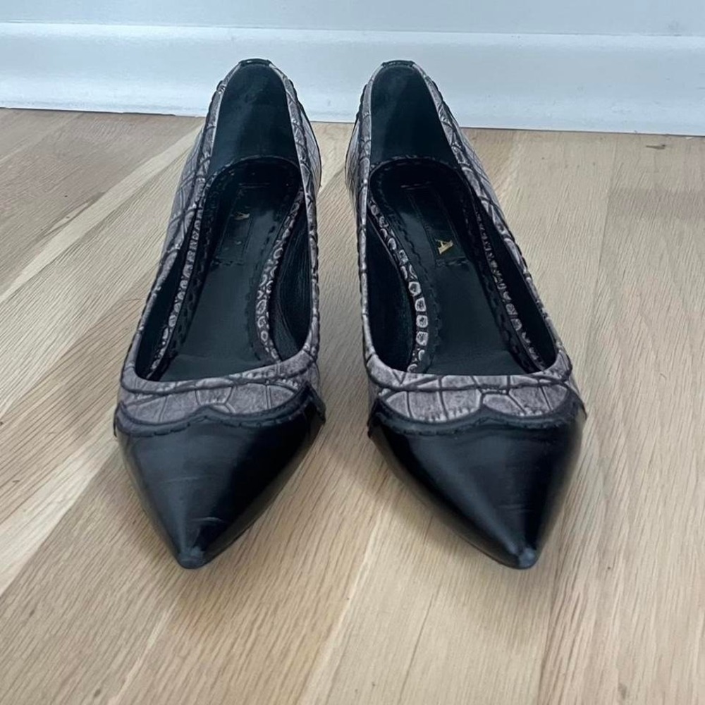 Vintage Prada Croc Embossed Kitten Heel Pumps Y2K Prada Pointed Toe Heels Size 6 - Picture 6 of 6